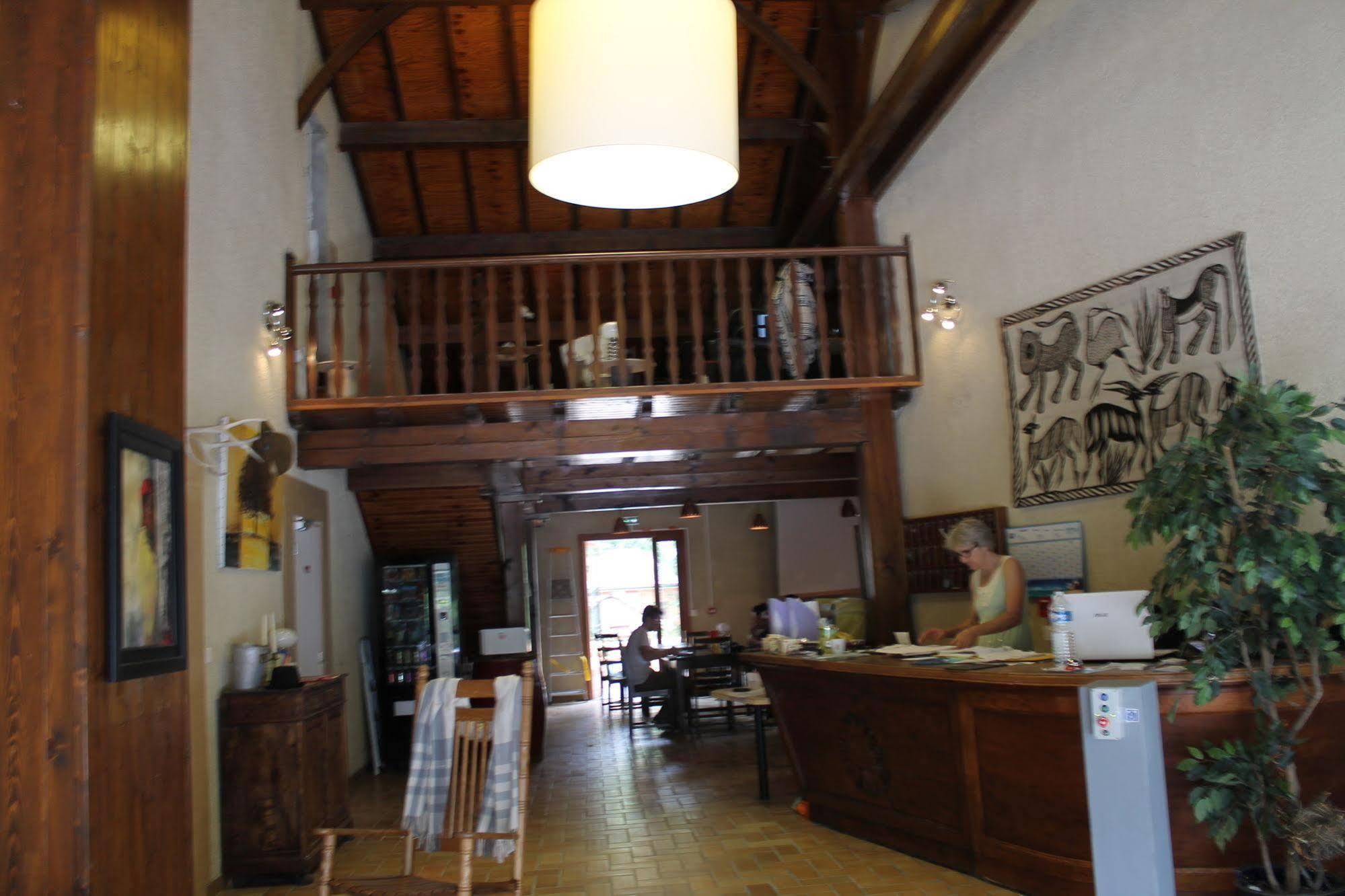 Friendly Auberge Коломье Экстерьер фото